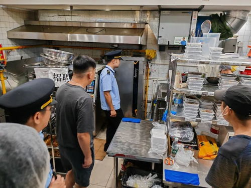 石景山重拳出擊嚴查“幽靈外賣” 筑牢食品安全防線 同時規(guī)范勞動保護用品銷售